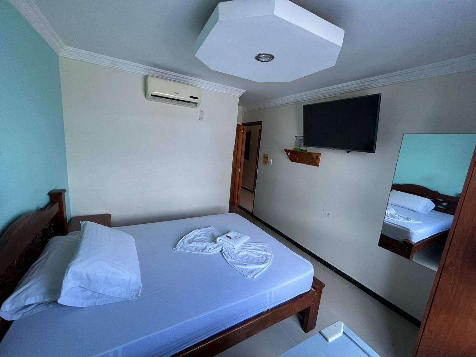 Hotel Bucarica Plaza ブカラマンガ エクステリア 写真