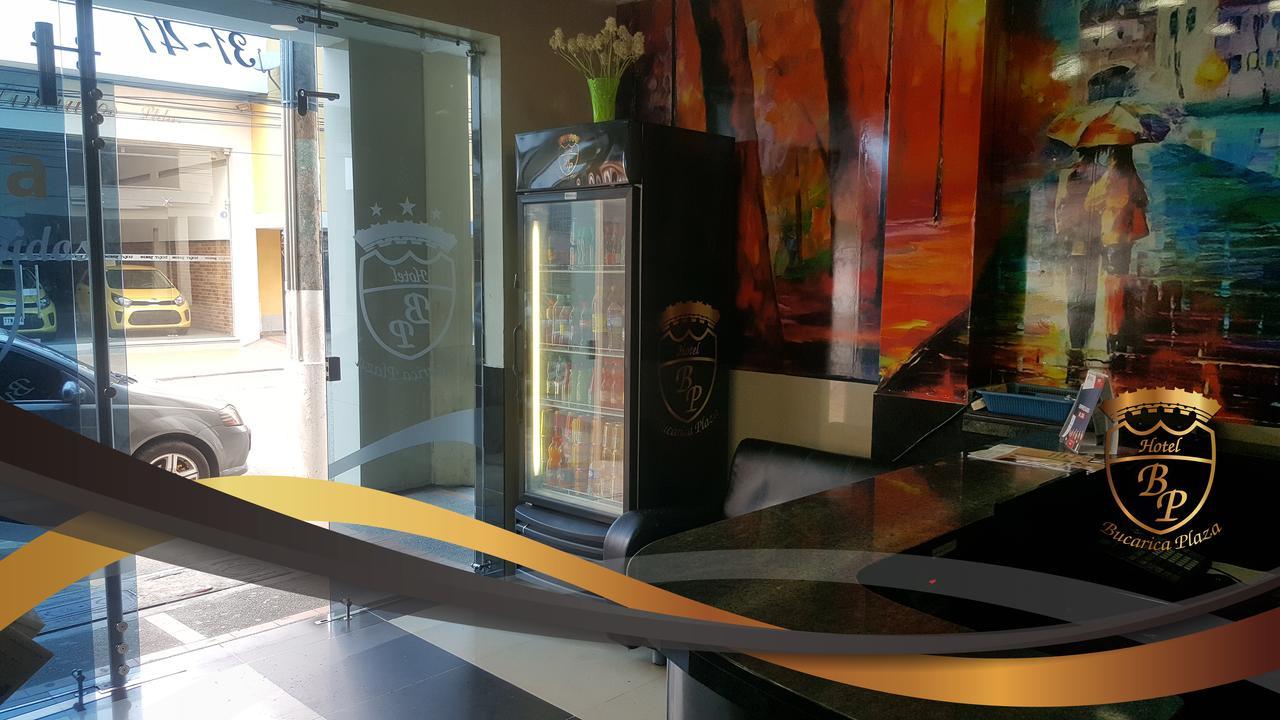 Hotel Bucarica Plaza ブカラマンガ エクステリア 写真