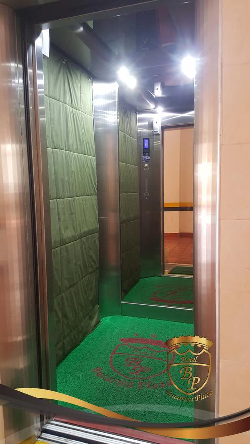 Hotel Bucarica Plaza ブカラマンガ エクステリア 写真